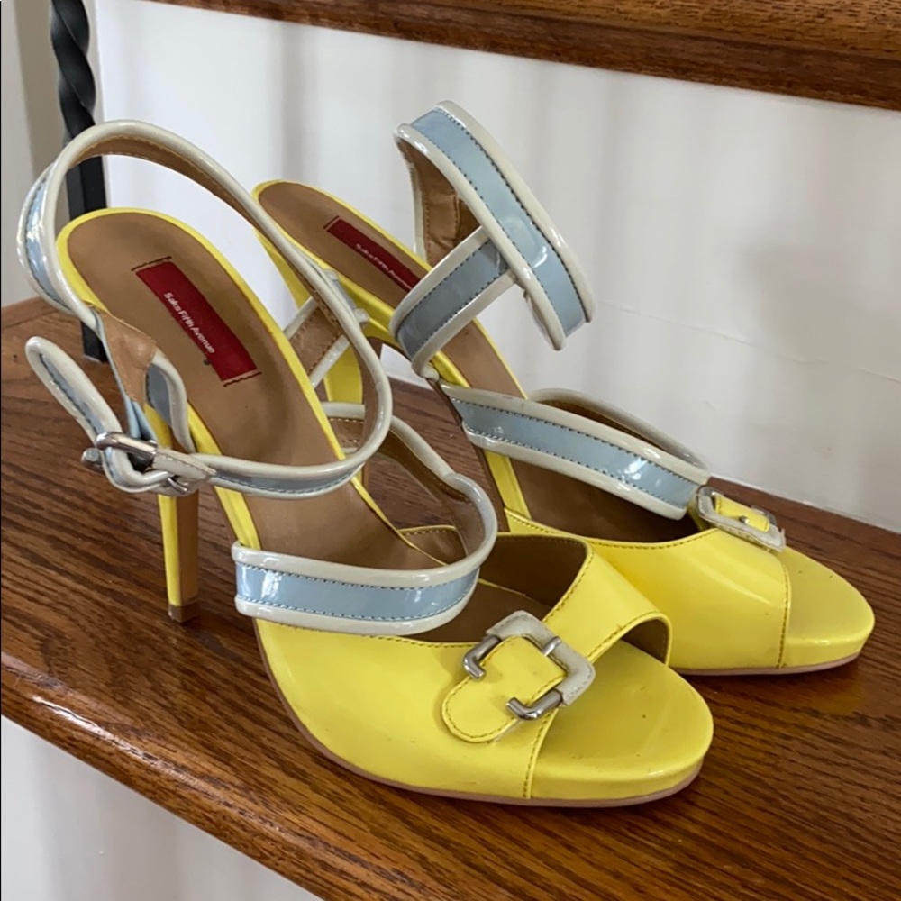 Saks Fifth Avenue fun yellow and baby blue heels